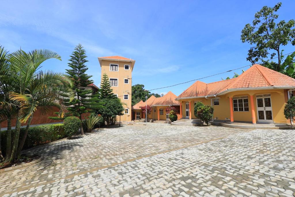 Tidecrest buffalo suites, Fortportal
